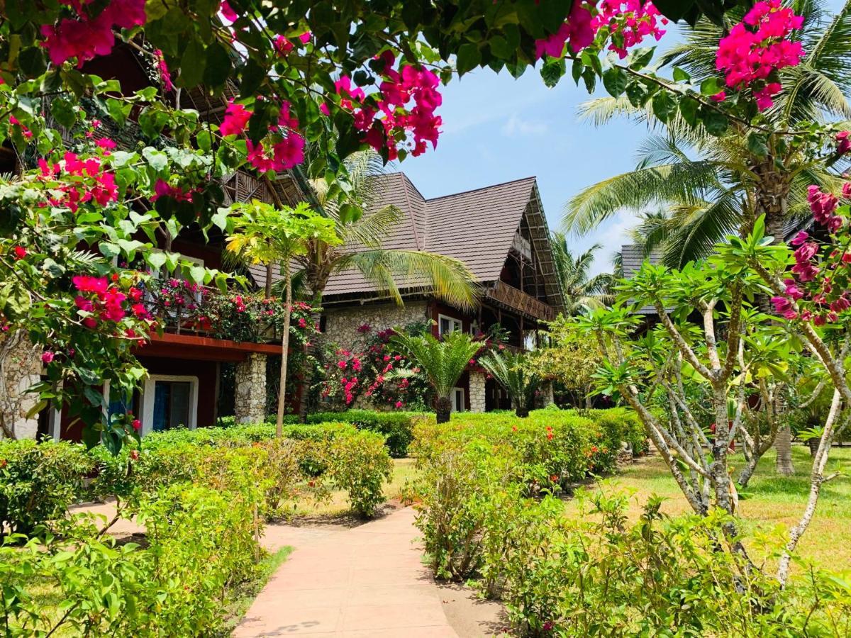 אורואה Palumboreef Beach Resort מראה חיצוני תמונה