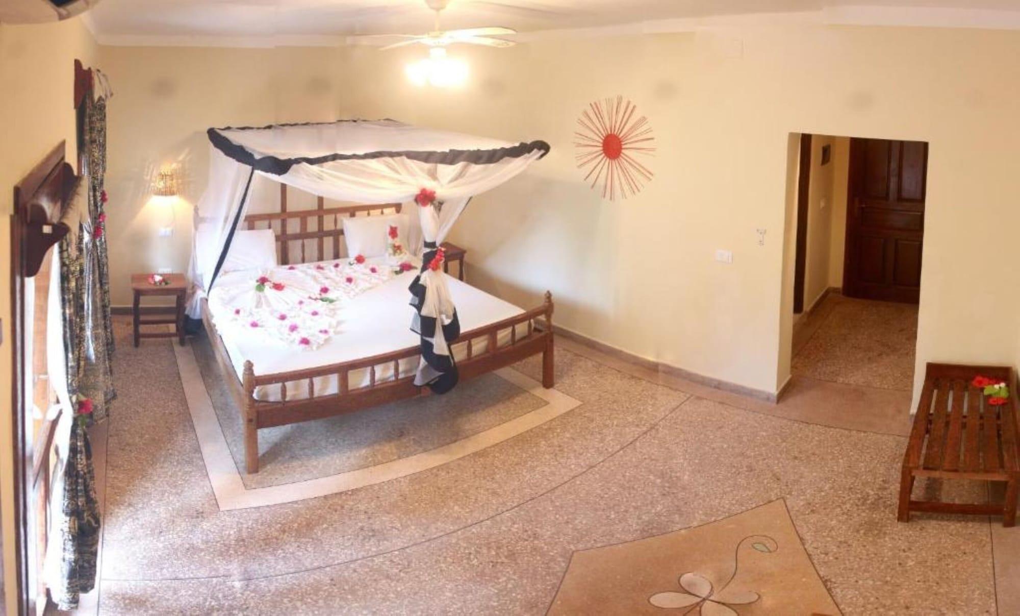 אורואה Palumboreef Beach Resort מראה חיצוני תמונה